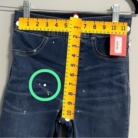 SPANX Cropped Flare Denim Medium Wash Raw Hem Pull On Stretch XS/P 20232R NWT - Picture 5 of 16